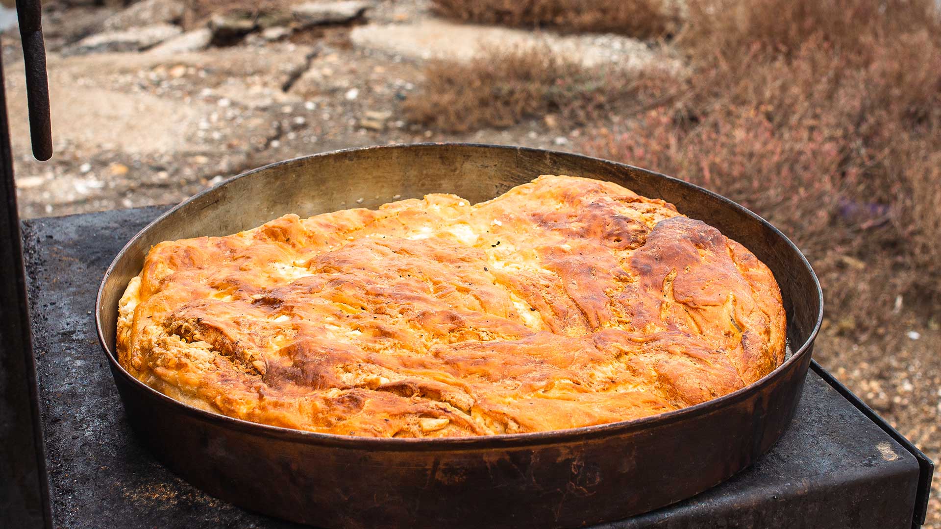 Τυρόψωμα για την Τυρινή: 20 ξεχωριστές συνταγές για φούρνο και τηγάνι-1