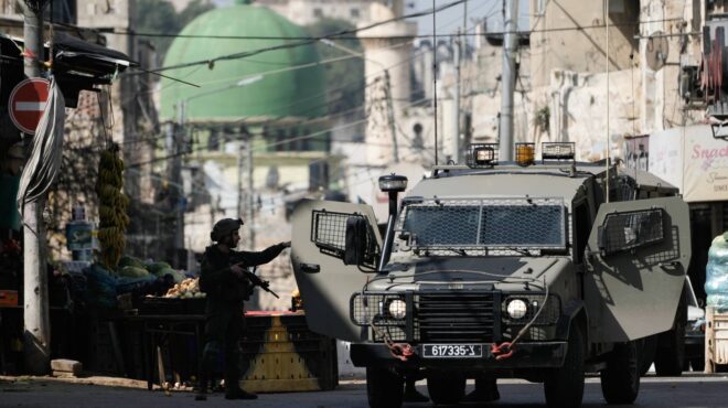 δυτική-οχθη-το-ισραήλ-κάλεσε-τον-στρατ-563483719