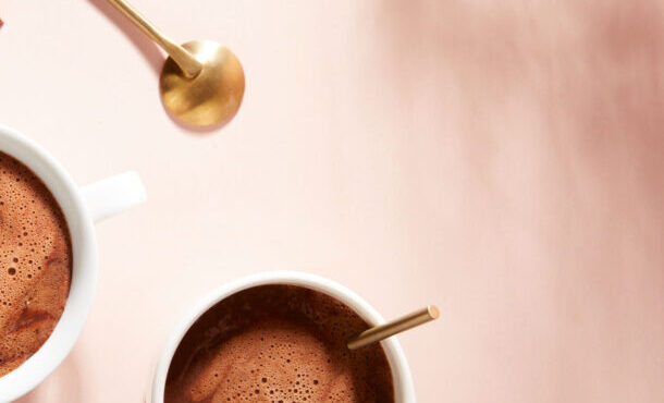 ζεστή-σοκολάτα-με-τσίλι-563469973