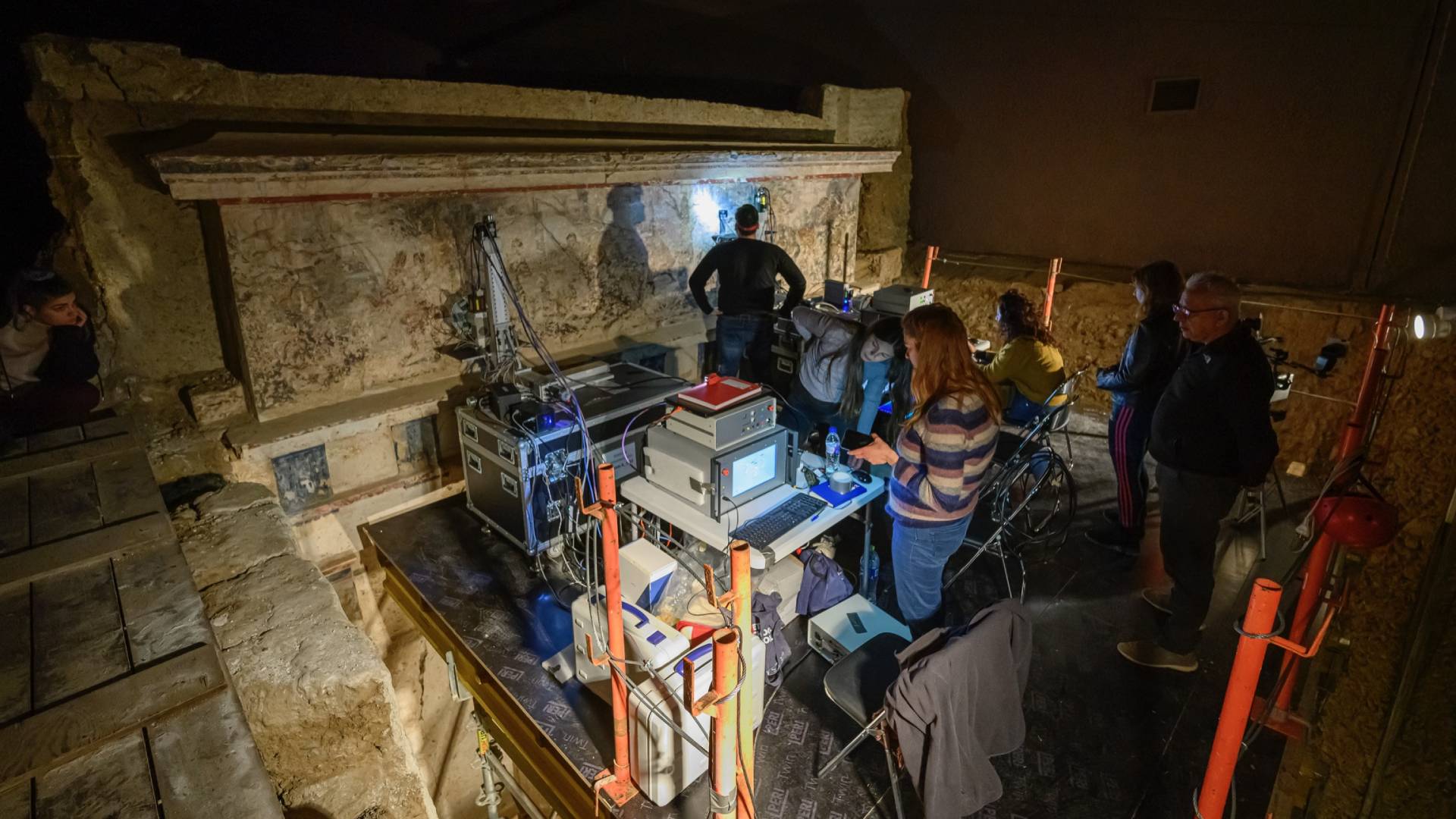 Βεργίνα: Η τοιχογραφία με το κυνήγι στον τάφο του Φιλίππου Β’ – Καινοτόμος απεικόνιση ενός αριστουργήματος-1