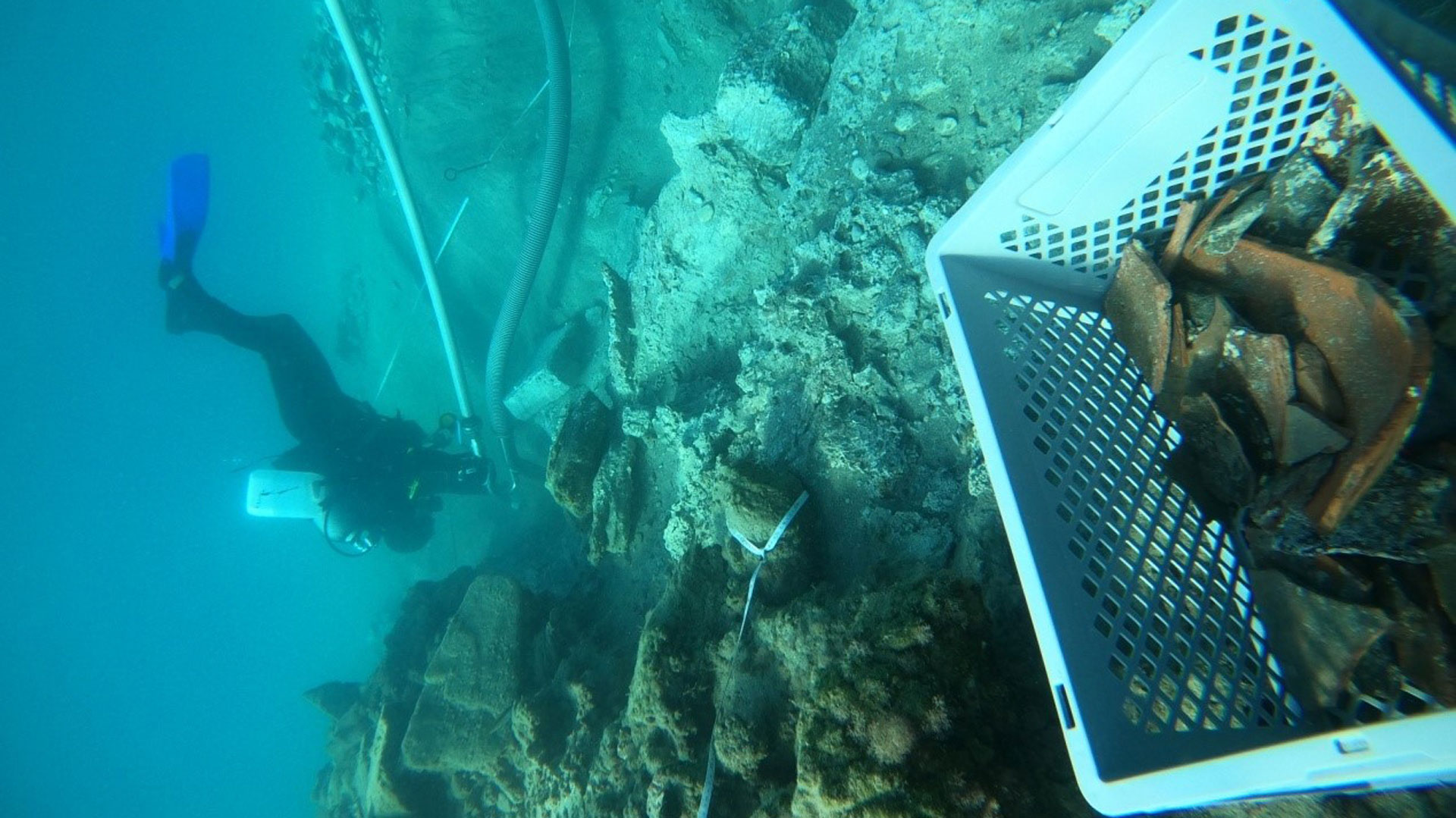 Αρχαία κτίρια στον βυθό της Ασίνης-1