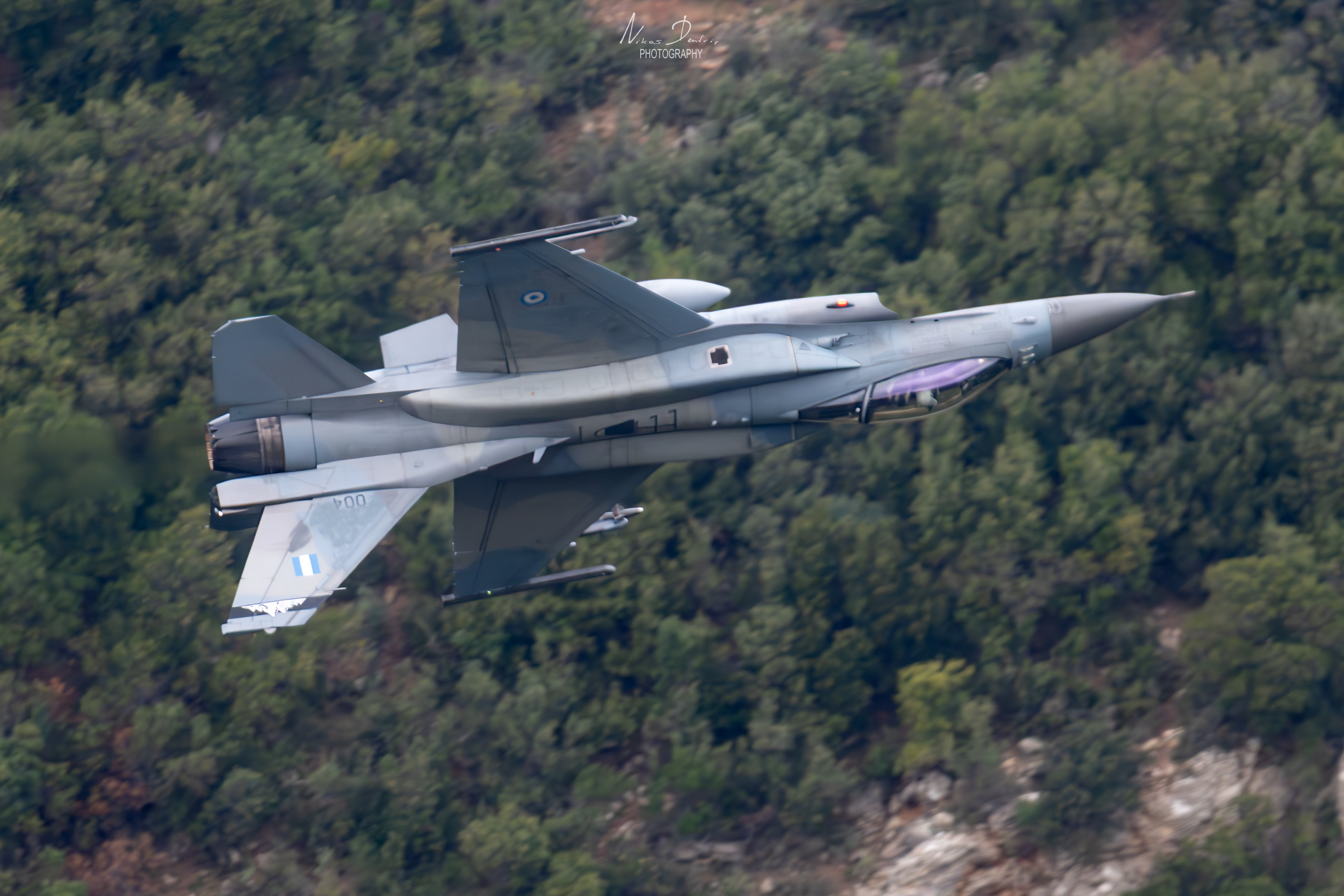 Αεροπορικό υπερθέαμα στον Βουραϊκό-2