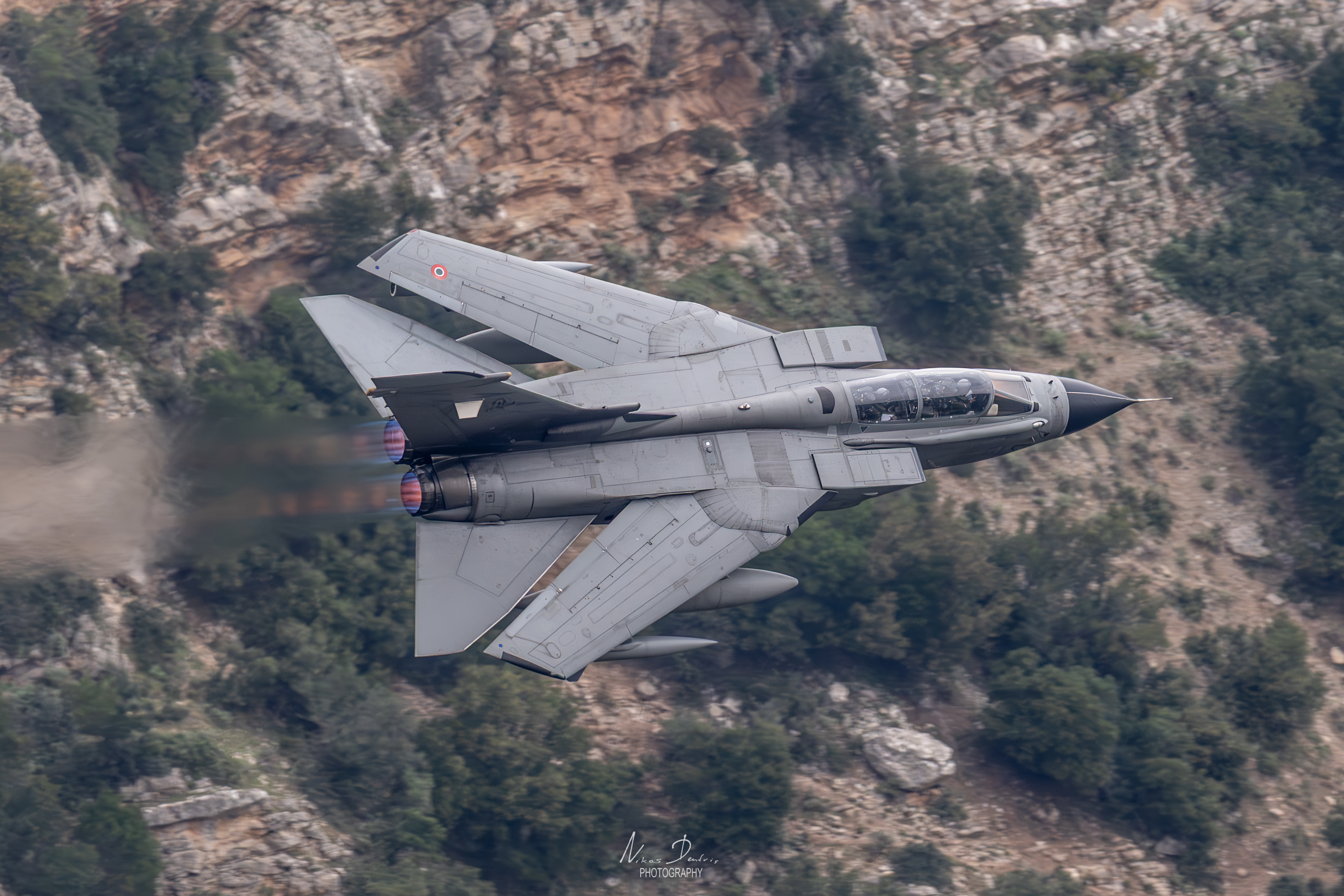 Αεροπορικό υπερθέαμα στον Βουραϊκό-9