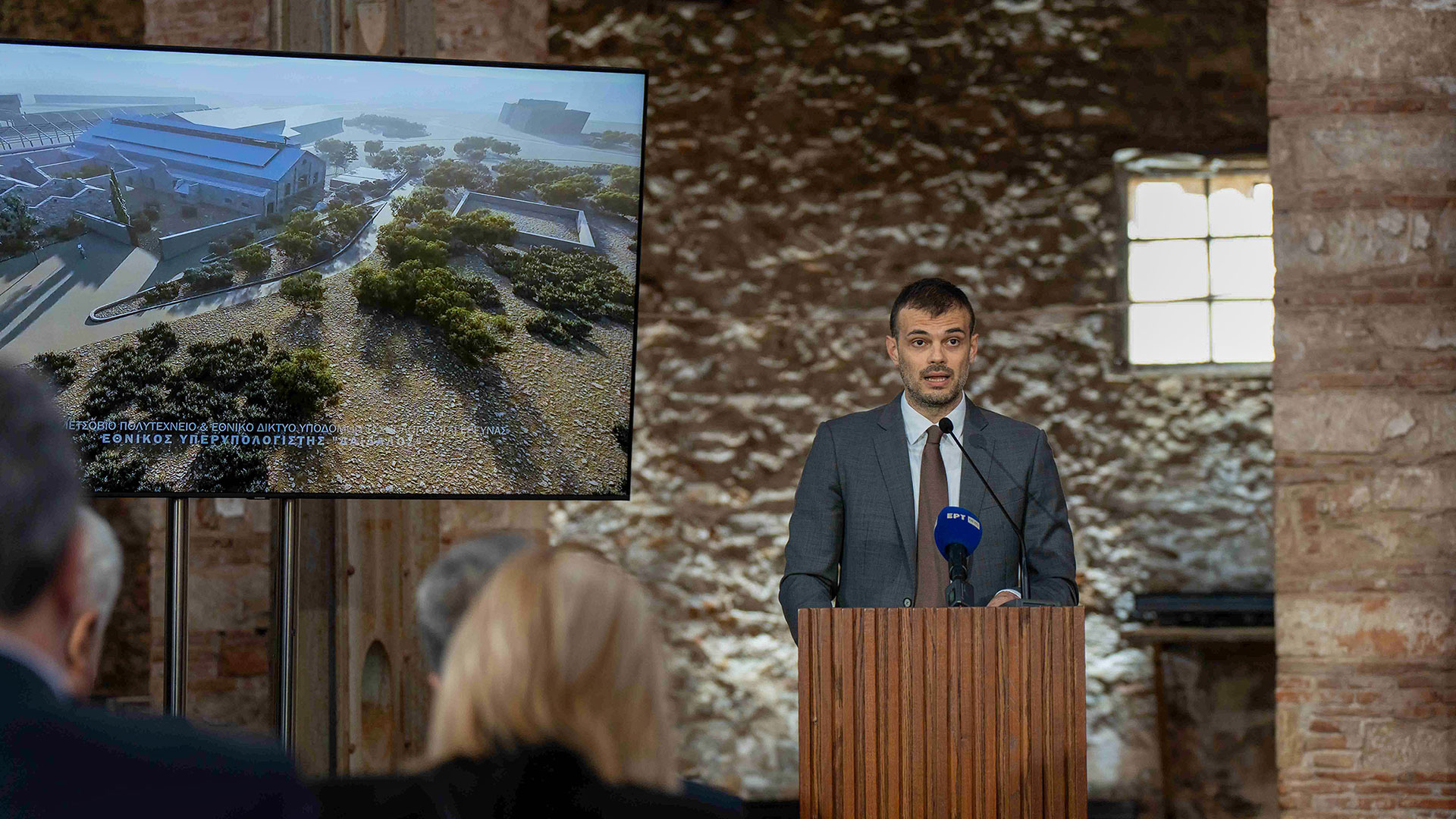 «Δαίδαλος»: Μία γυάλινη τριήρης θα στεγάζει το μέλλον της ΑΙ-4