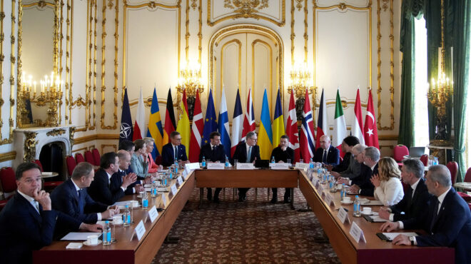 σε-εξέλιξη-η-σύνοδος-του-λονδίνου-για-τ-563496175