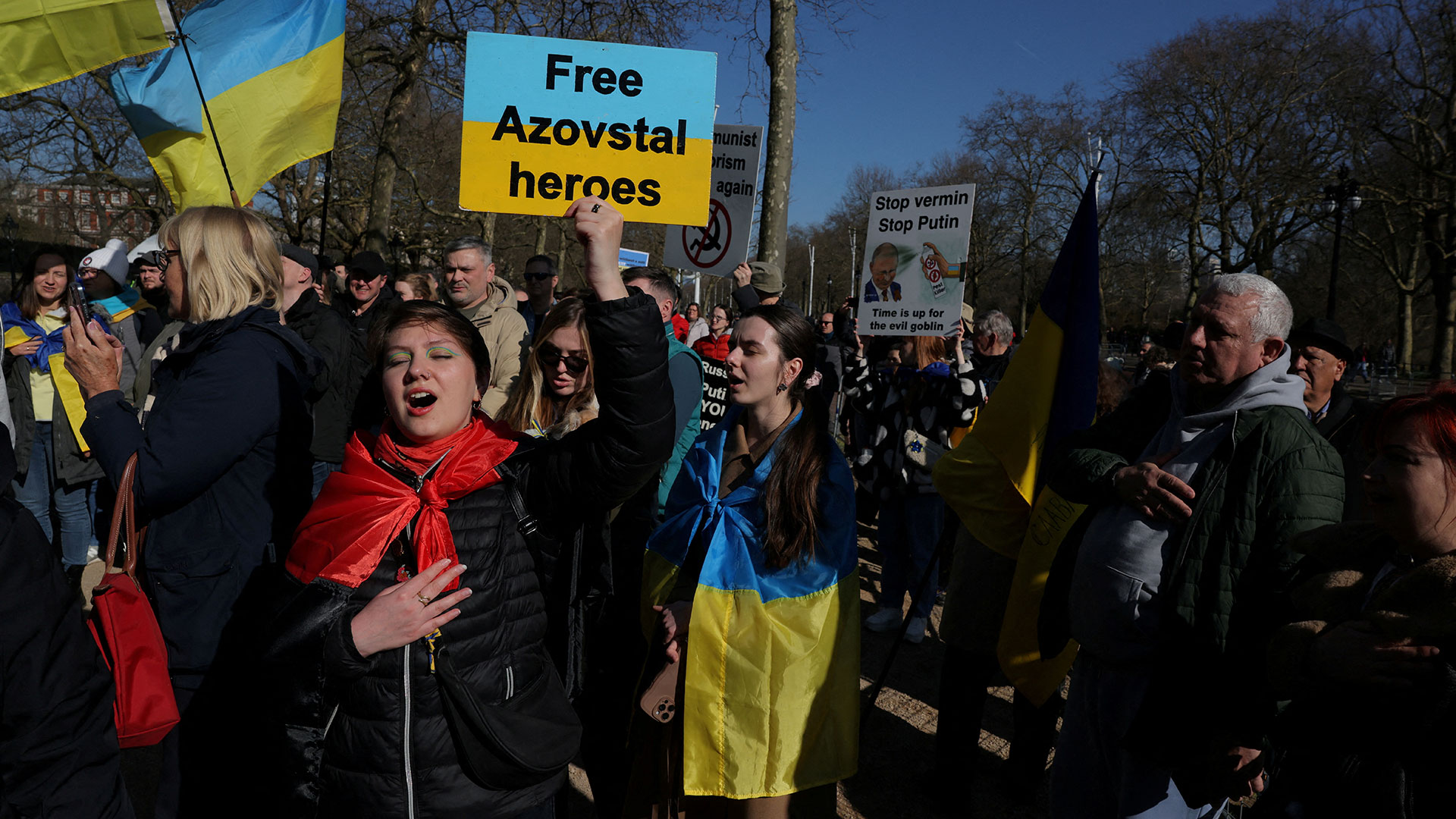 Διαδηλώσεις στο Λονδίνο κατά τη σύνοδο κορυφής για την Ουκρανία-1