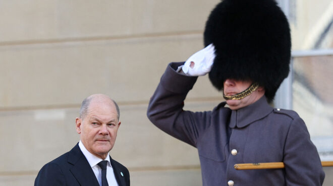 σολτς-το-κλειδί-για-την-ασφάλεια-είναι-563496379