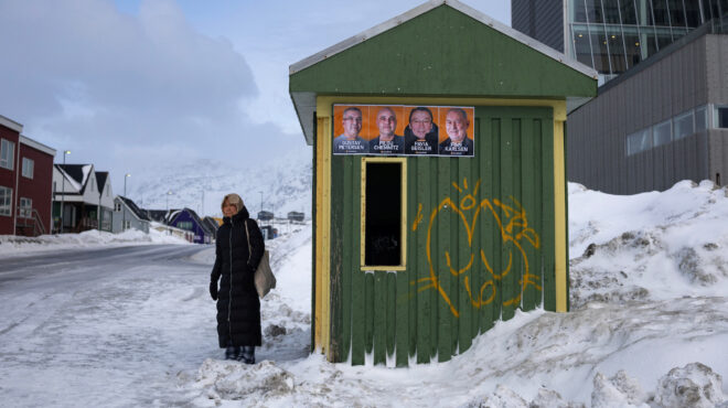 οι-γροιλανδοί-ψηφίζουν-στη-σκιά-του-τρ-563507563