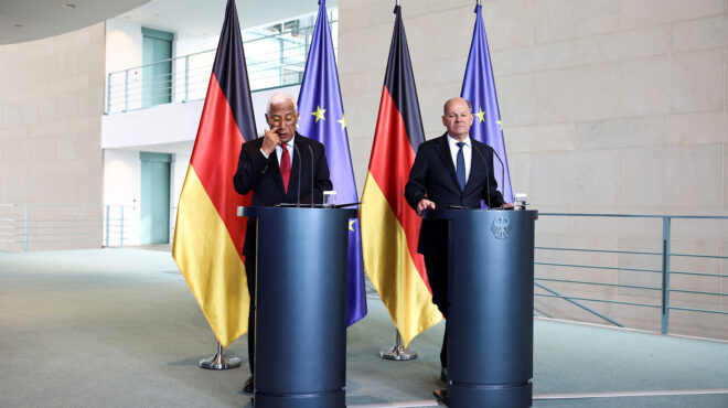 ολα-είναι-στο-τραπέζι-η-αντίδραση-ε-ε-563510056