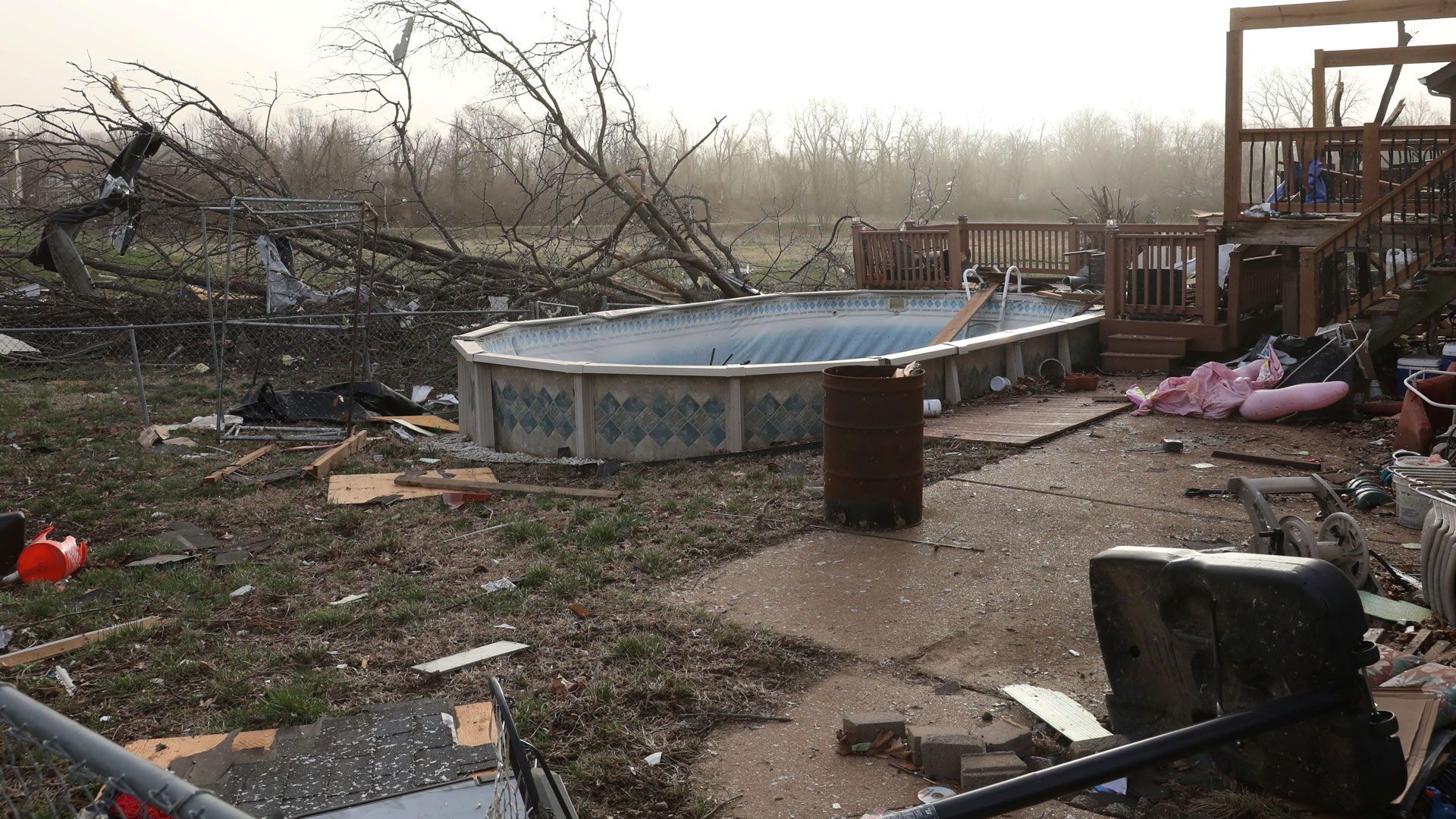 ΗΠΑ: Ανεμοστρόβιλοι πλήττουν τις κεντρικές και νότιες Πολιτείες – Τουλάχιστον 18 νεκροί-3