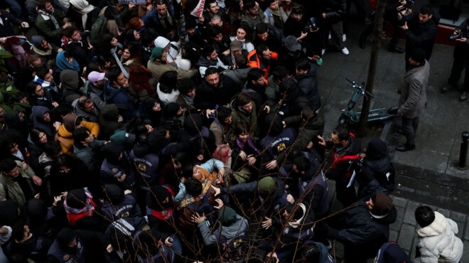 τουρκία-κλιμακώνονται-οι-διαδηλώσει-563524066