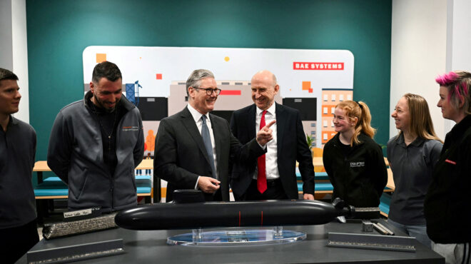 στάρμερ-η-βρετανία-πρέπει-να-είναι-έτο-563524198