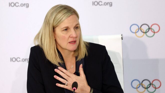 κίρστι-κόβεντρι-δύσκολοι-καιροί-για-563525890