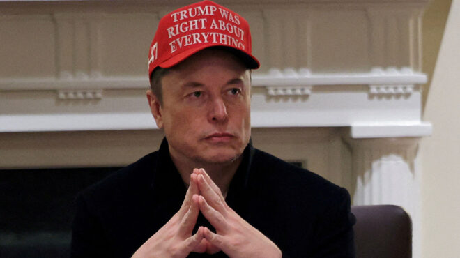 ελον-μασκ-προσέφερε-2-εκατ-δολάρια-σε-ψ-563539381