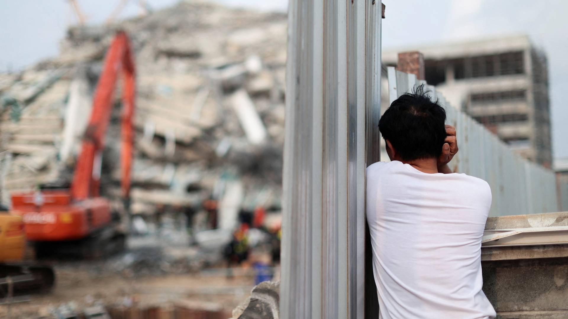 Μιανμάρ: Μάχη με τον χρόνο για τον εντοπισμό επιζώντων – Πάνω από 1.600 νεκροί-2