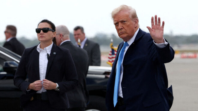 ο-τραμπ-δεν-αποκλείει-τρίτη-προεδρική-563539996