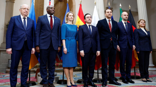 νέες-κυρώσεις-στη-ρωσία-εξετάζουν-οι-β-563541082