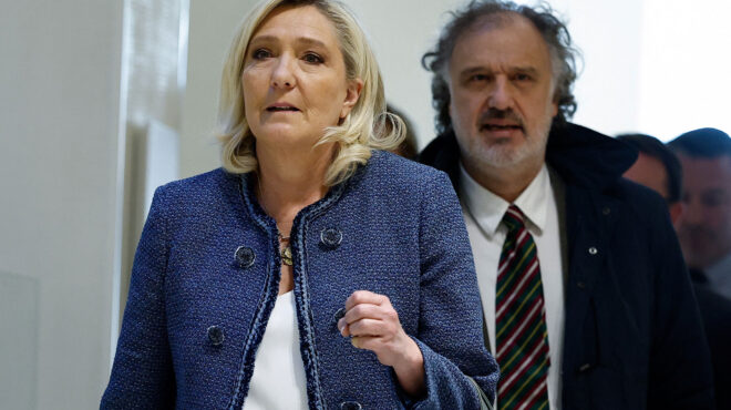 bbc-σε-δίλημμα-το-εθνικό-μέτωπο-μετά-την-κ-563541142