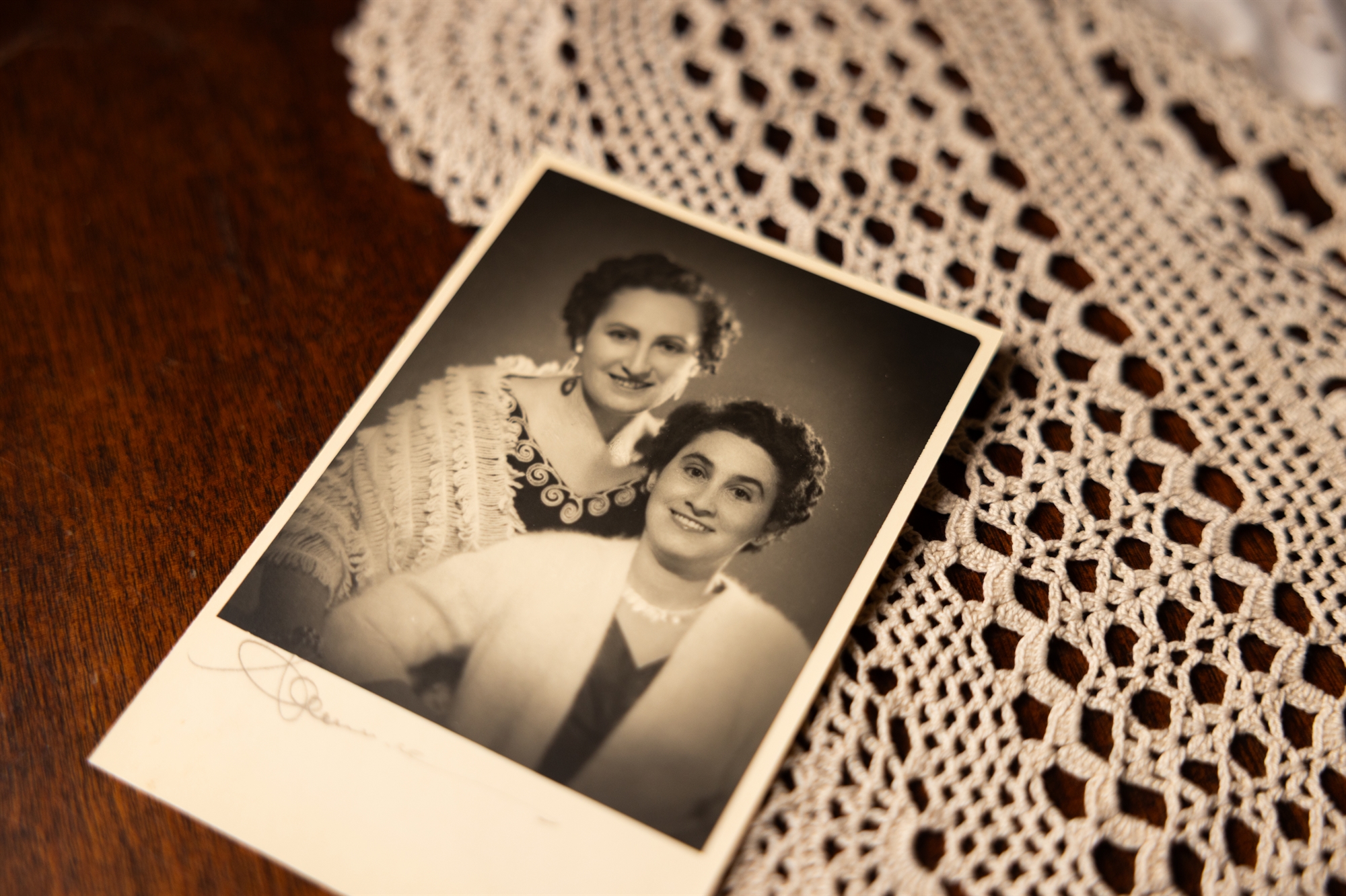 Ο έρωτας που γεννήθηκε δίπλα στα κρεματόρια-3