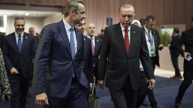 τηλεφωνική-επικοινωνία-μητσοτάκη-ε-563497711