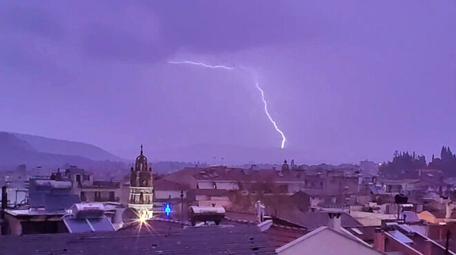 χαλάει-ο-καιρός-τριήμερο-με-ισχυρές-βρ-563540056