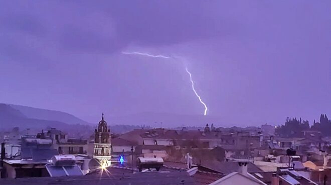 καιρός-μήνυμα-του-112-στις-κυκλάδες-για-έ-563540578