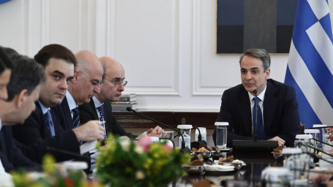 το-σκεπτικό-των-αλλαγών-στην-κορυφή-563514085