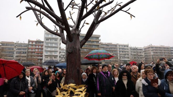 γλυπτό-για-τα-τέμπη-στη-θεσσαλονίκη-κλ-563496061