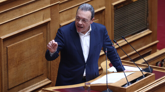 φάμελλος-παραιτηθείτε-εδώ-και-τώρα-κ-563497417