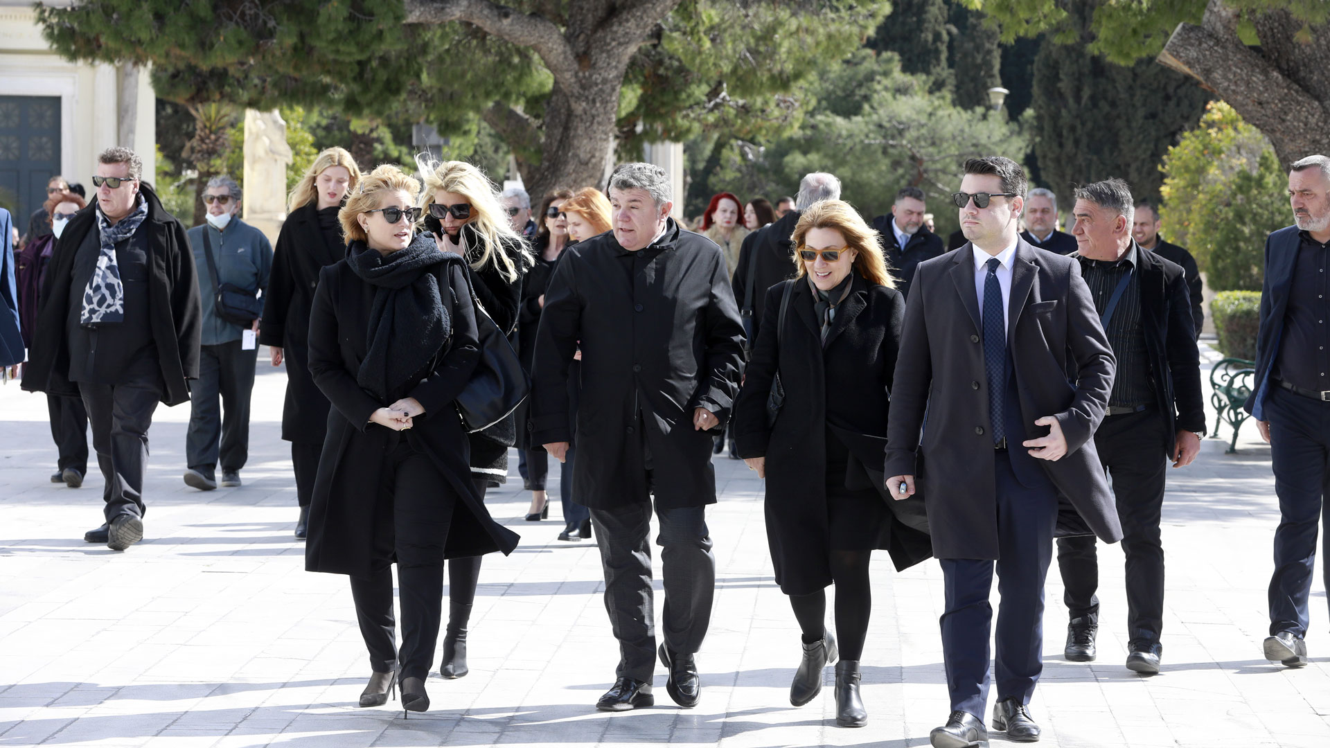 Αλέξης Κούγιας: Πλήθος κόσμου στο τελευταίο «αντίο»-4