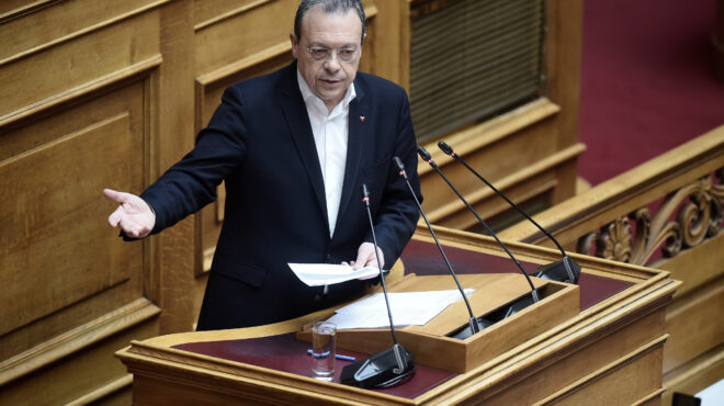 σ-φάμελλος-η-κοινωνία-θέλει-απαντήσει-563501542