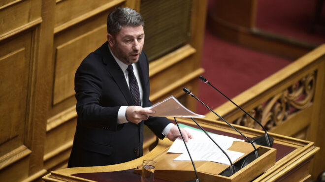 δυσπιστία-προς-αλλήλους-563506384