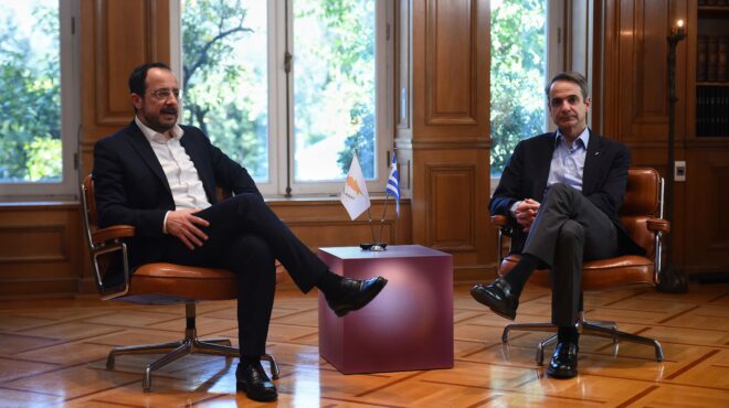 συνάντηση-μητσοτάκη-χριστοδουλίδη-563506615