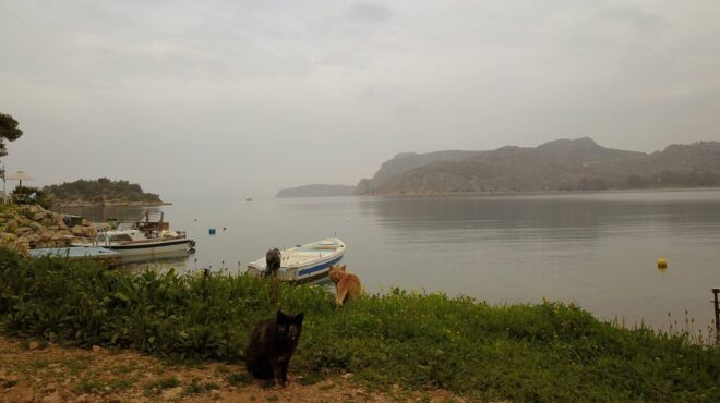 καιρός-συννεφιά-και-αφρικανική-σκόνη-563511532
