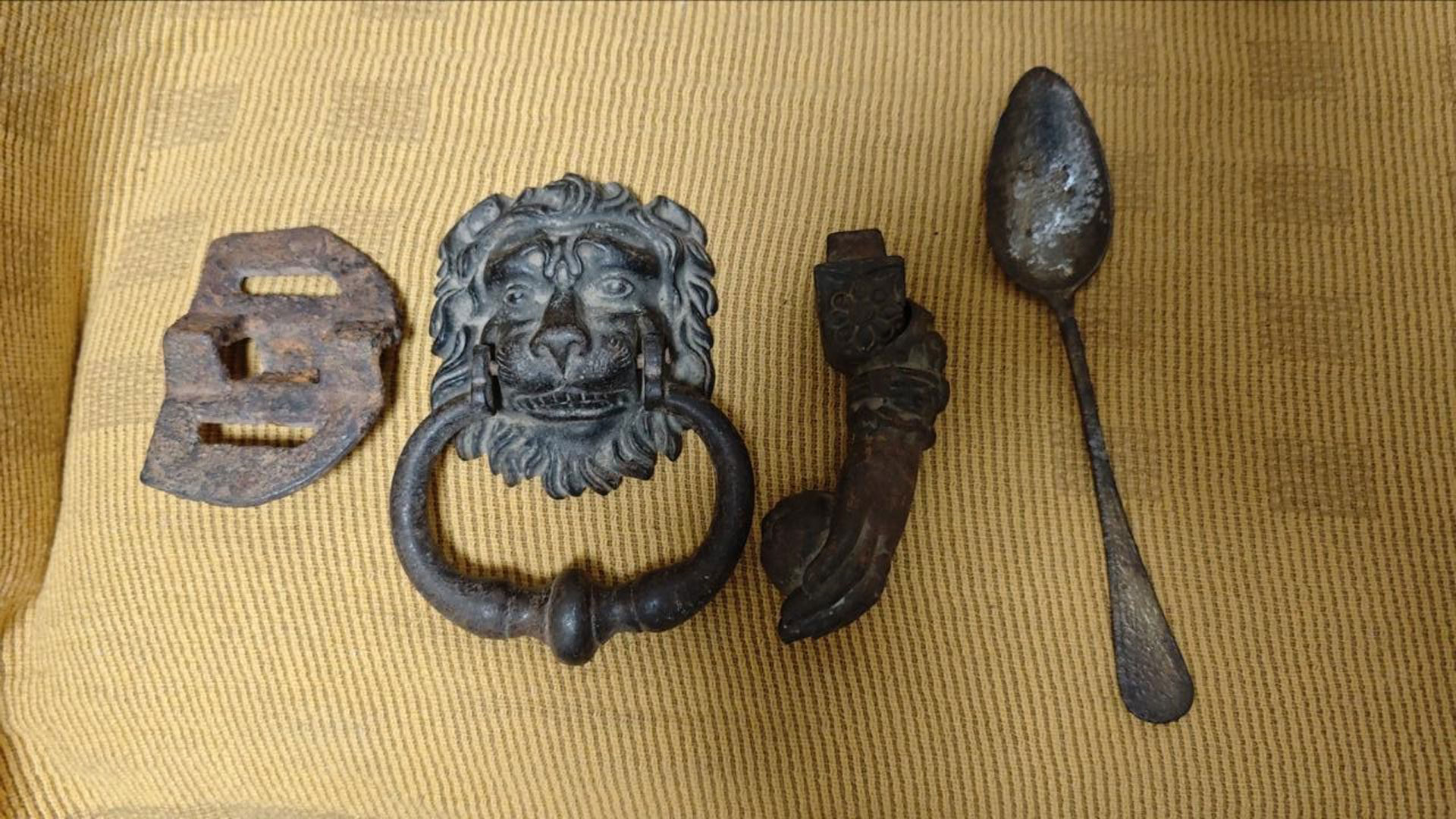 Θεσσαλονίκη: Αρχαιοκάπηλοι που «έσκαβαν» με ΤΝΤ – 23 συλλήψεις-3