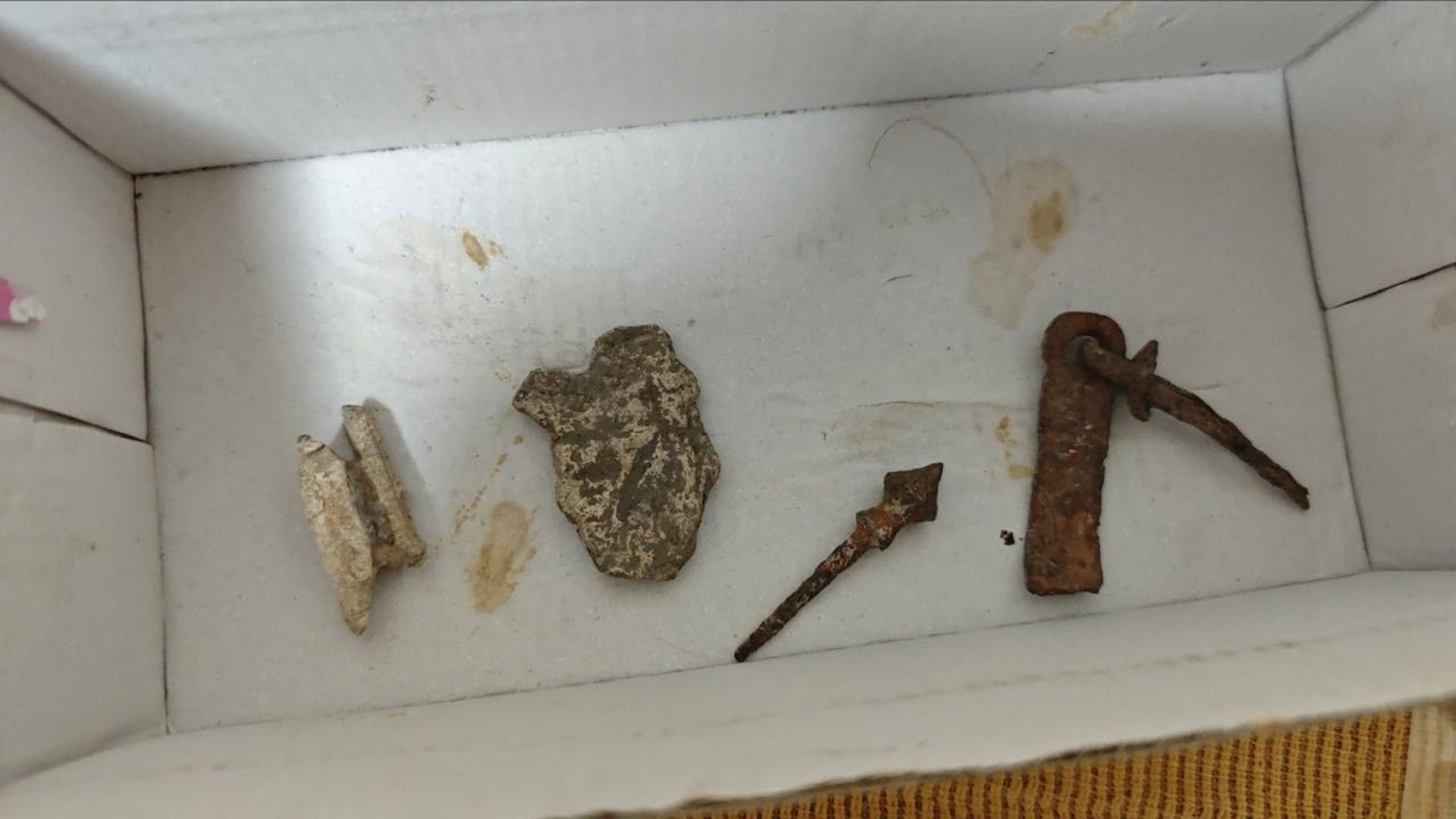 Θεσσαλονίκη: Αρχαιοκάπηλοι που «έσκαβαν» με ΤΝΤ – 23 συλλήψεις-9