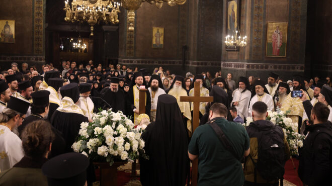 μητροπολίτης-ανθιμος-στις-12-η-εξόδιος-563516719