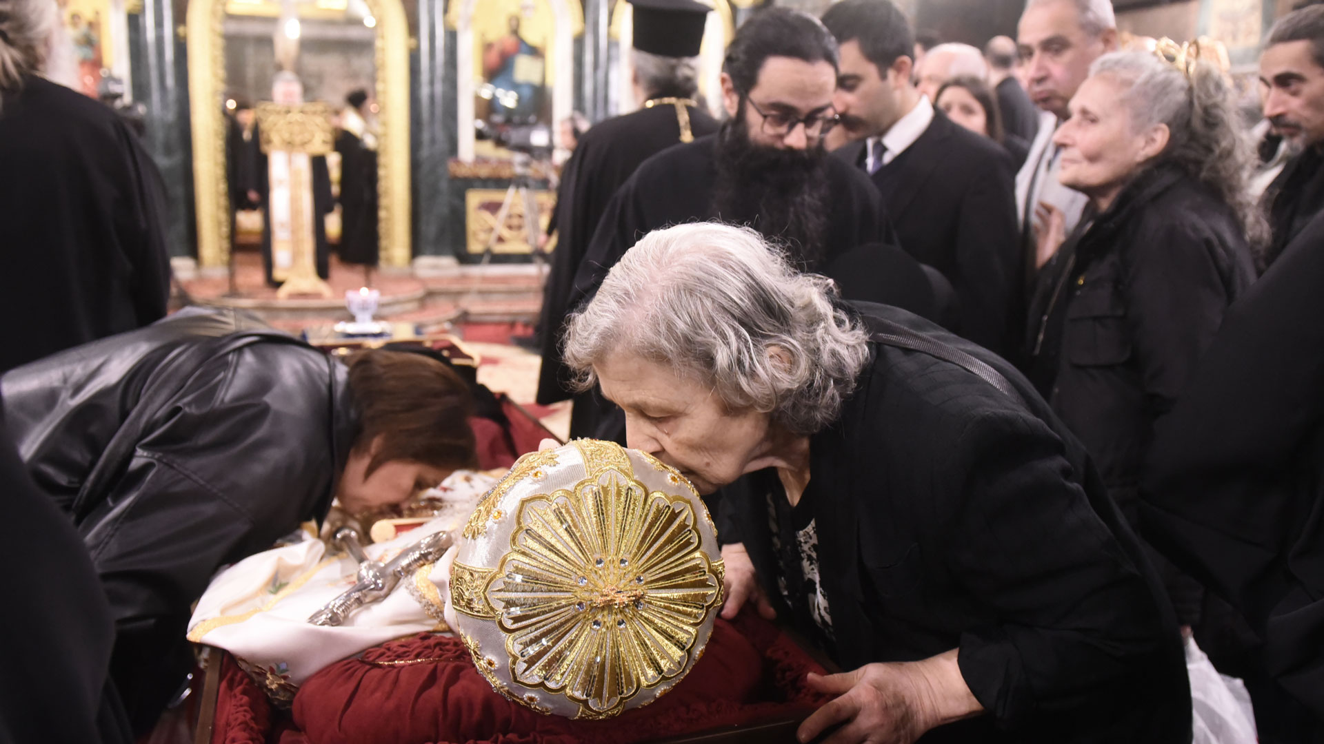 «Υστατο χαίρε» στον μακαριστό Μητροπολίτη πρώην Θεσσαλονίκης Ανθιμο – Ολοκληρώθηκε η εξόδιος ακολουθία-5