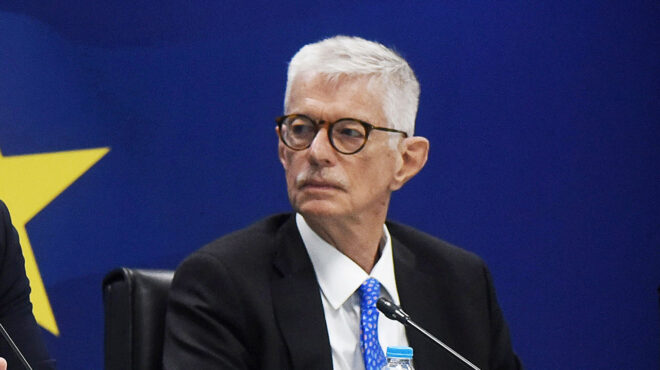 το-καλοκαίρι-το-πρώτο-ταμείο-από-μαξ-563519851