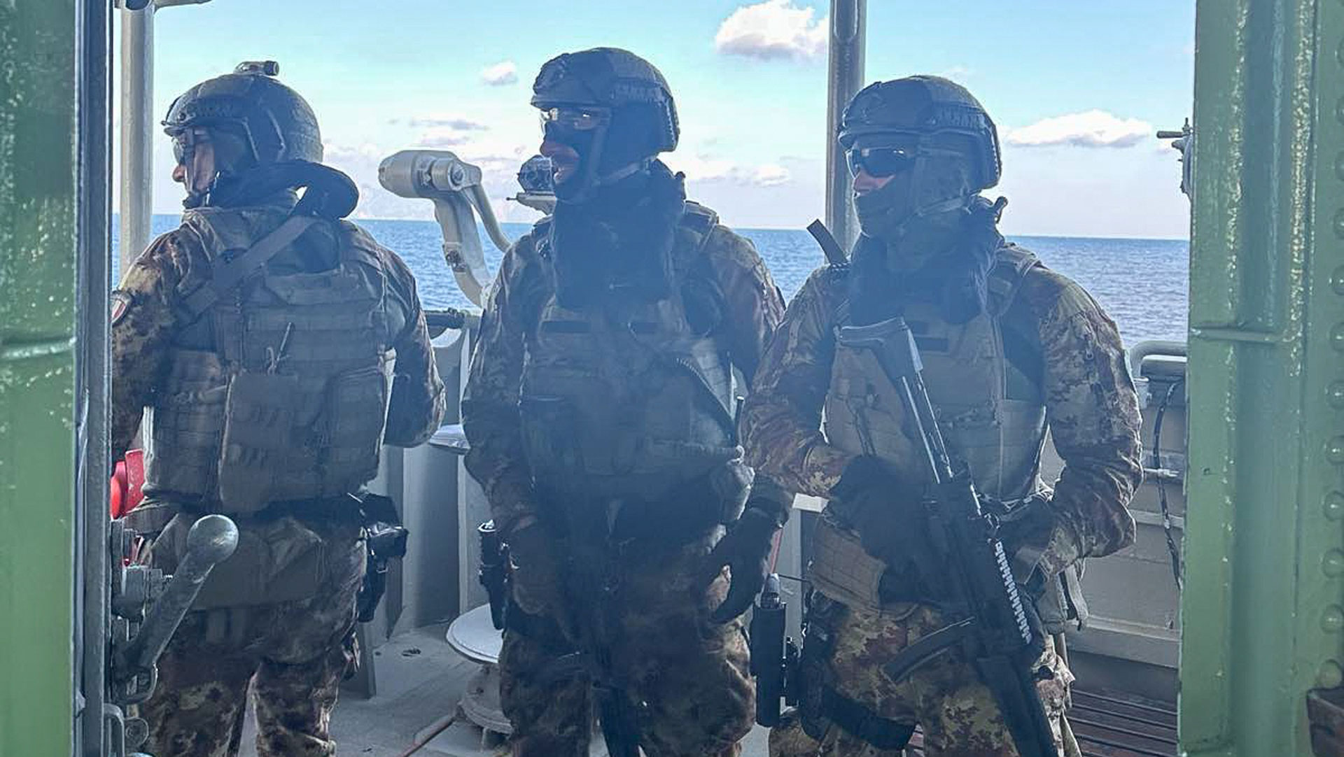 Πολεμικό Ναυτικό: Εντυπωσιακές εικόνες από την άσκηση «Dynamic Manta 25»-5