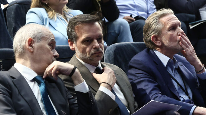 κλυδωνισμοί-στο-πασοκ-βολές-κατά-δο-563539414