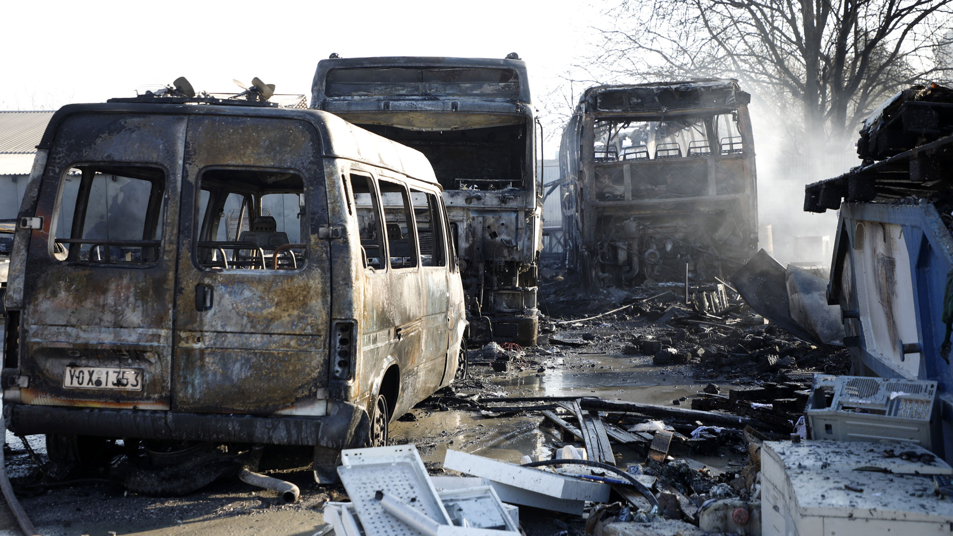 Πυρκαγιά στον Ταύρο: Βελτιωμένη η κατάσταση – Εικόνες από το σημείο-2