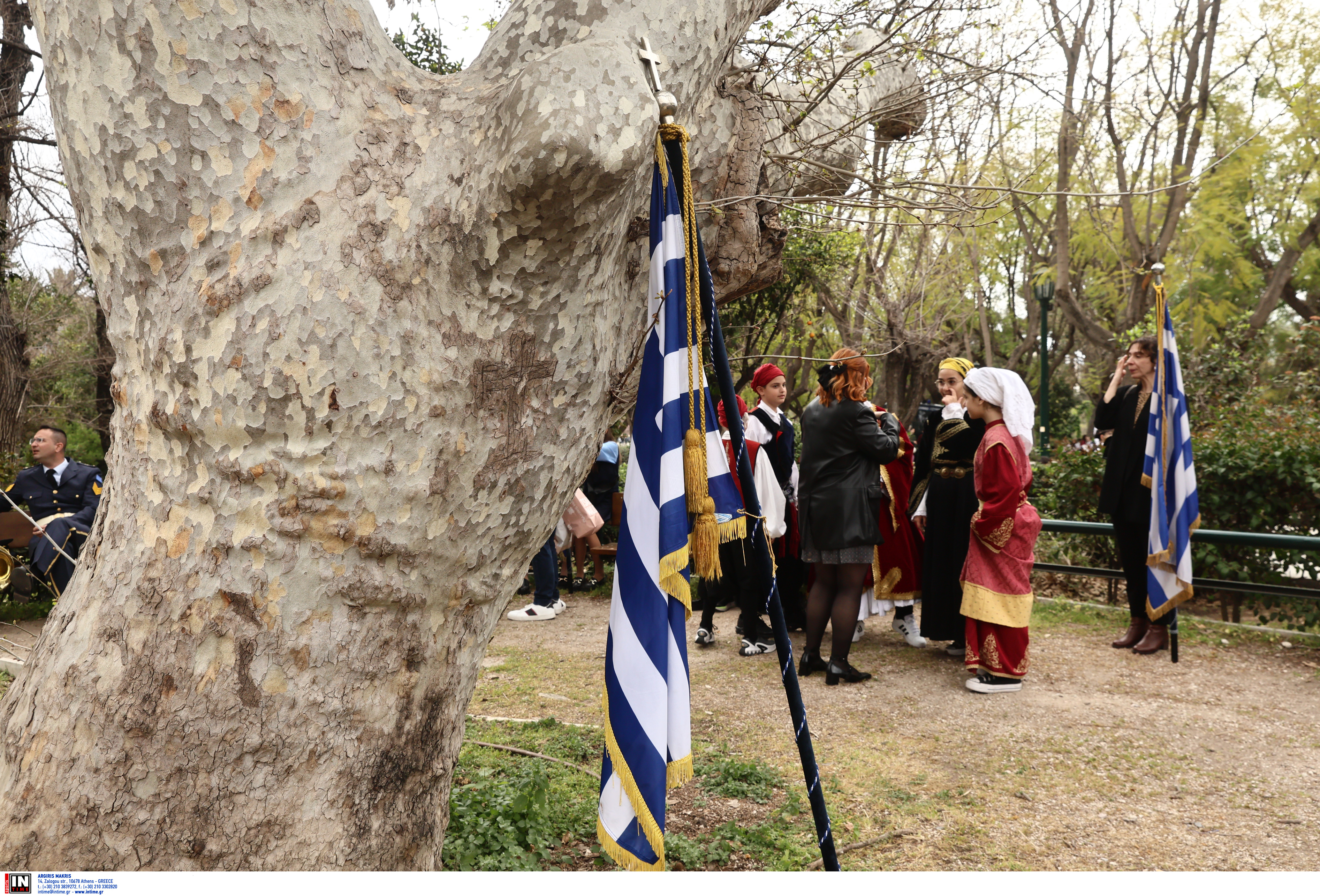 25η Μαρτίου: Φωτογραφίες από τις μαθητικές παρελάσεις στο Σύνταγμα-9