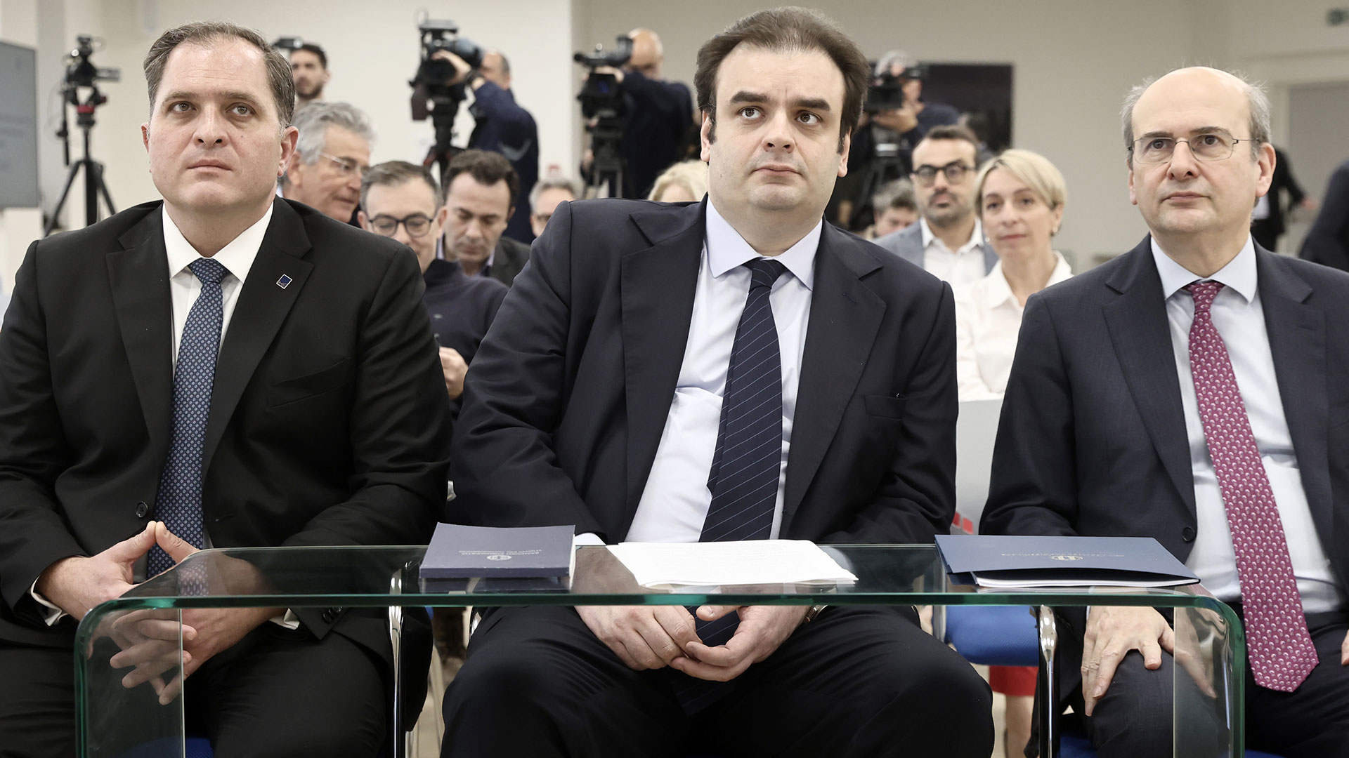 ΑΑΔΕ: Επιπλέον 8,3 δισ. ευρώ σε ηλεκτρονικές πληρωμές-1