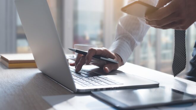 to-663-των-ελλήνων-χρησιμοποίησε-online-δημόσιε-563508946