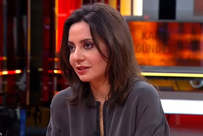 ασλί-αϊντιντασμπάς-στην-κ-οι-διαμαρ-563527666