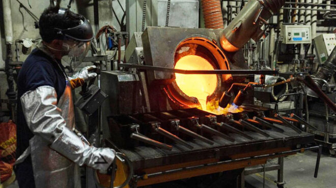 πυρετός-του-χρυσού-στις-ηπα-563516755