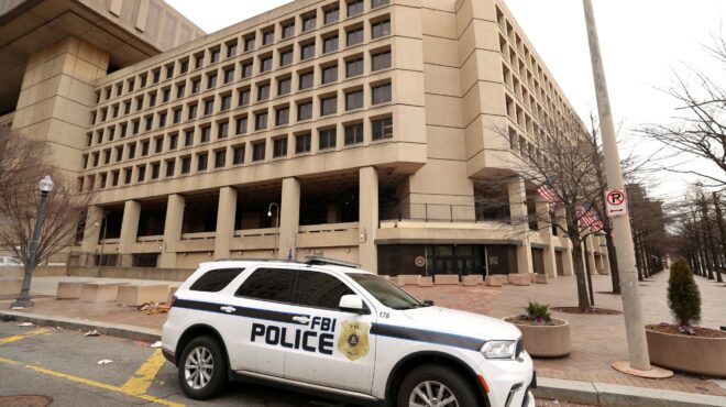 η-κυβέρνηση-τραμπ-πήρε-πίσω-το-πωλητήρ-563502889