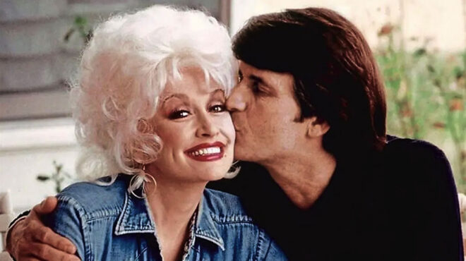 ντόλι-πάρτον-η-αδελφή-της-ζητά-από-τους-563498989