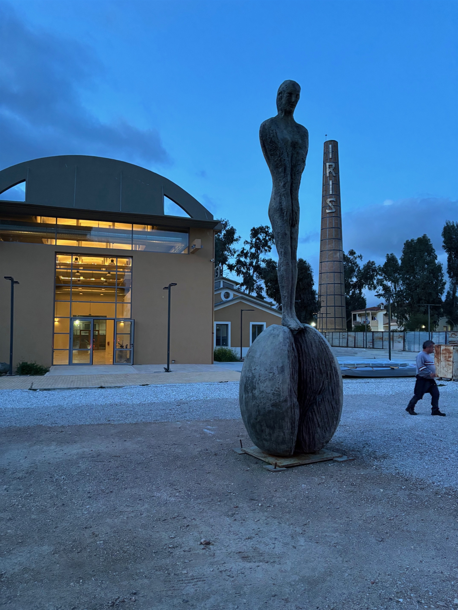Το παλίμψηστο της Ελευσίνας μέσα από μια αναδρομική έκθεση της Βάνας Ξένου-1